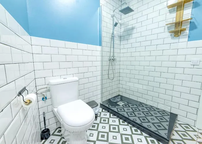 Beams & Bricks شقة *